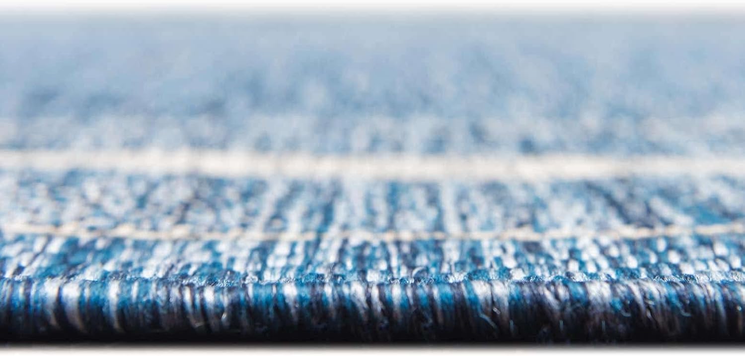 Unique Loom Outdoor Border Collection Area Rug - Soft Border (7' 10" Round, Blue/ Ivory)