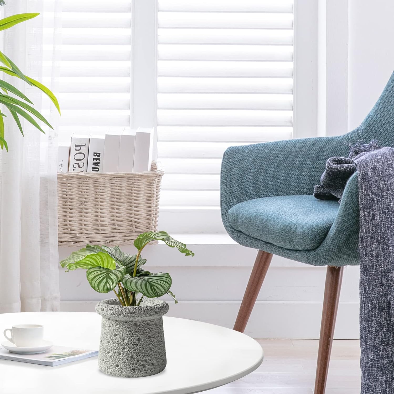 Cement Plant Pot Indoor, 4.5 Inch Flower Pot with Drainage Hole, Small Cement Planter for Home Office Decor (Beige)