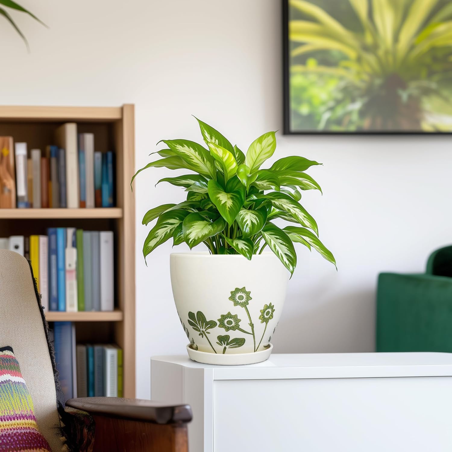 Indoor Plant Pot 6.8 Inch - Ceramic Planter for Indoor Flowers with Drainage Hole and Saucer, Boho Round Decorative Outdoor Flower Pot, Gifts for Plant Lovers, Garden Office Home Decor, White