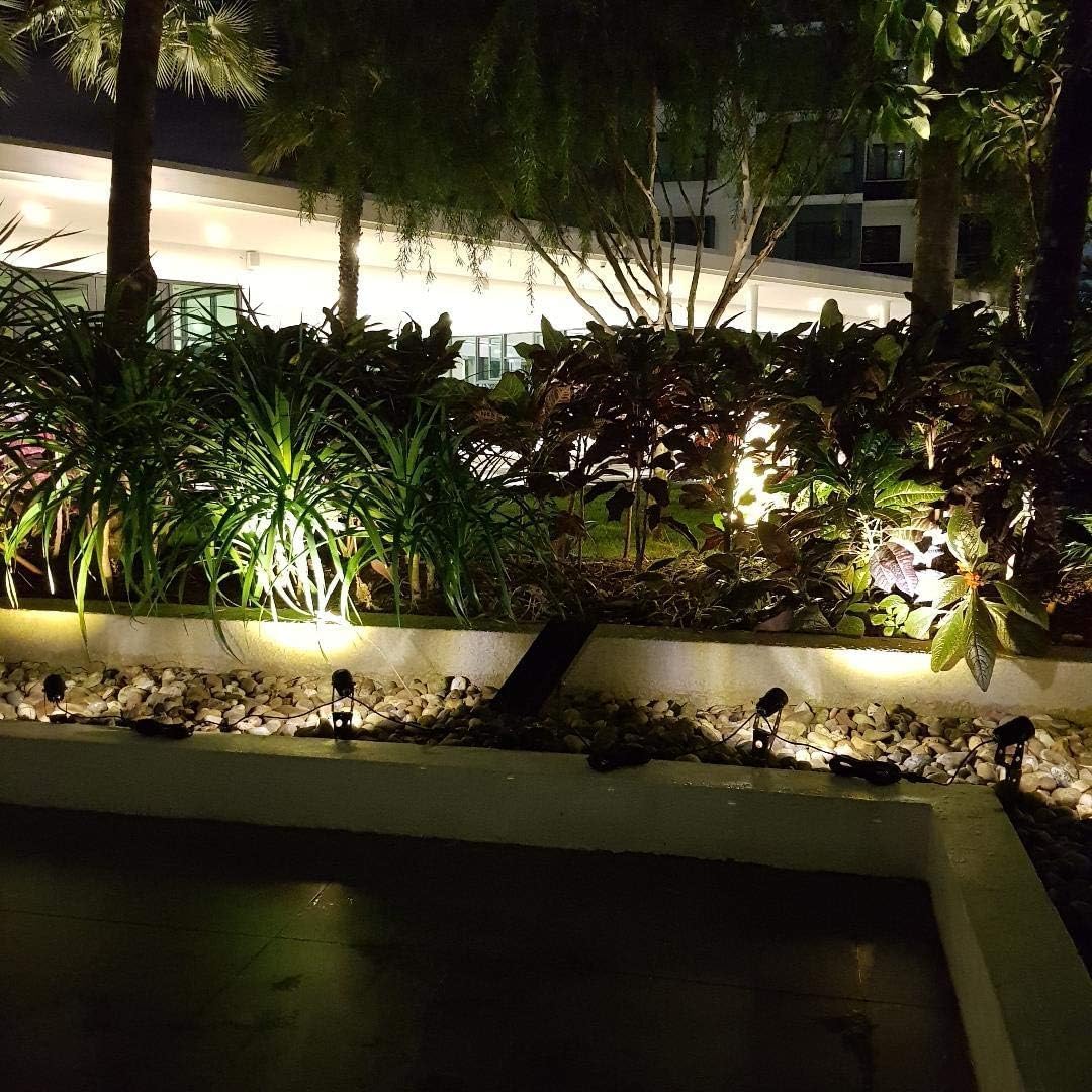 4-Spotlight Mini 50X Solar-Powered LED Spotlight (Cool White LED), Black Finish, Outdoor Garden Yard Landscape Downlight