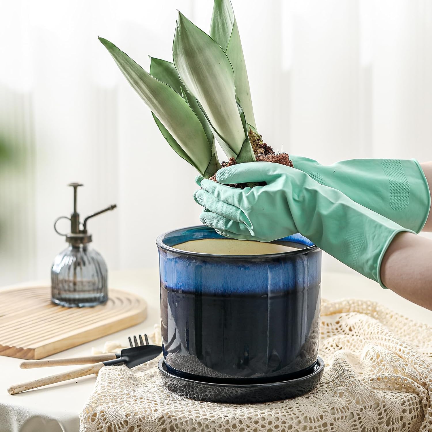 8 Inch Plant Pot: Ceramic Planter with Drainage Hole & Saucer - Gradient Blue Flowerpot for Indoor & Outdoor Plants with Separate Tray