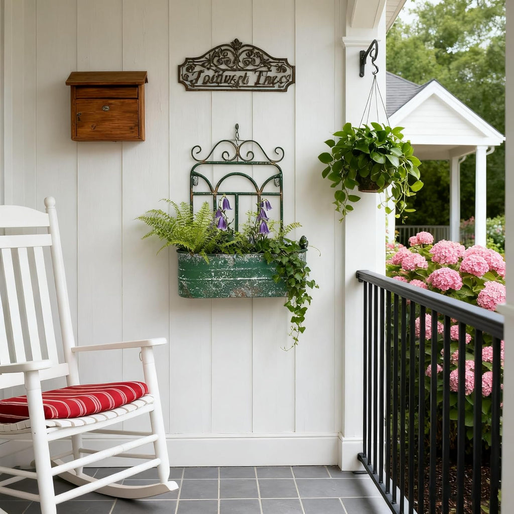 Rustic Metal Wall Planter Country Garden Wall Hanging Mount Vase Pocket Outdoor Vintage Hanging Pot Farmhouse Wall Decor for Plants Flowers (Green)