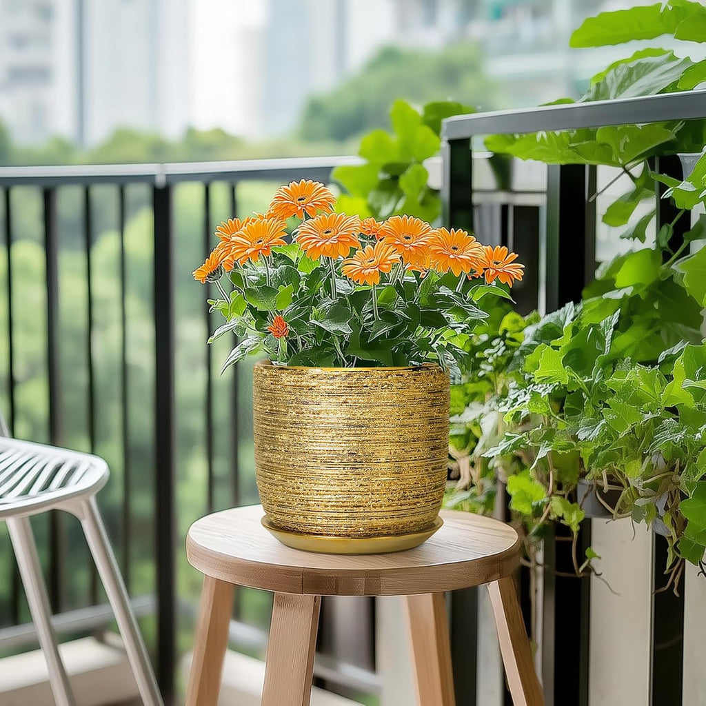 Ceramic Plant Pot 7 Inch - Ceramic Planter for Indoor Outdoor Plants, Round Modern Flower Pot with Drainage Hole and Saucer, Housewarming Gifts, House Patio Office Home Decor, Gold