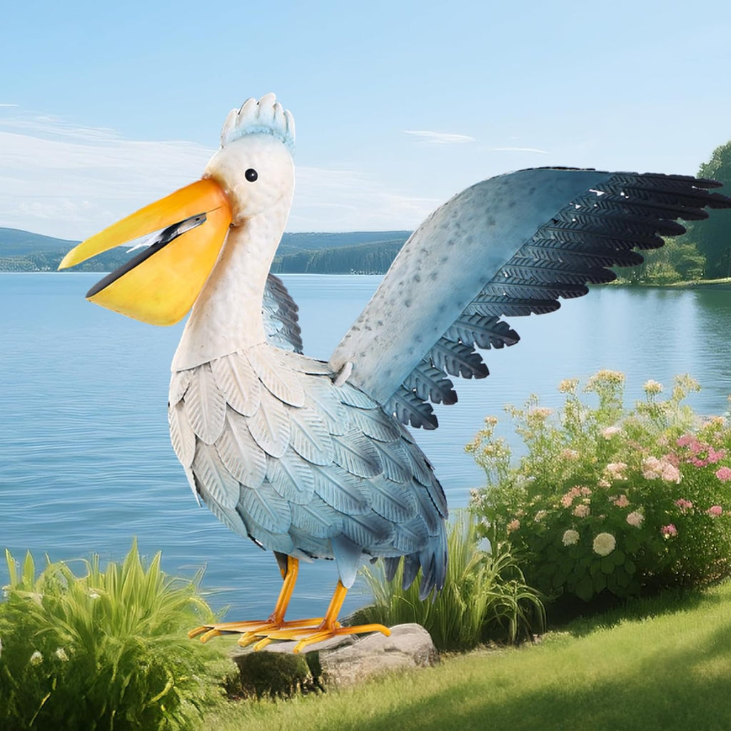 Metal Pelican Garden Statue Outdoor Decor, Metal Yard Art Decoration Coastal Bird Garden Decor Lawn Ornament for Porch Patio