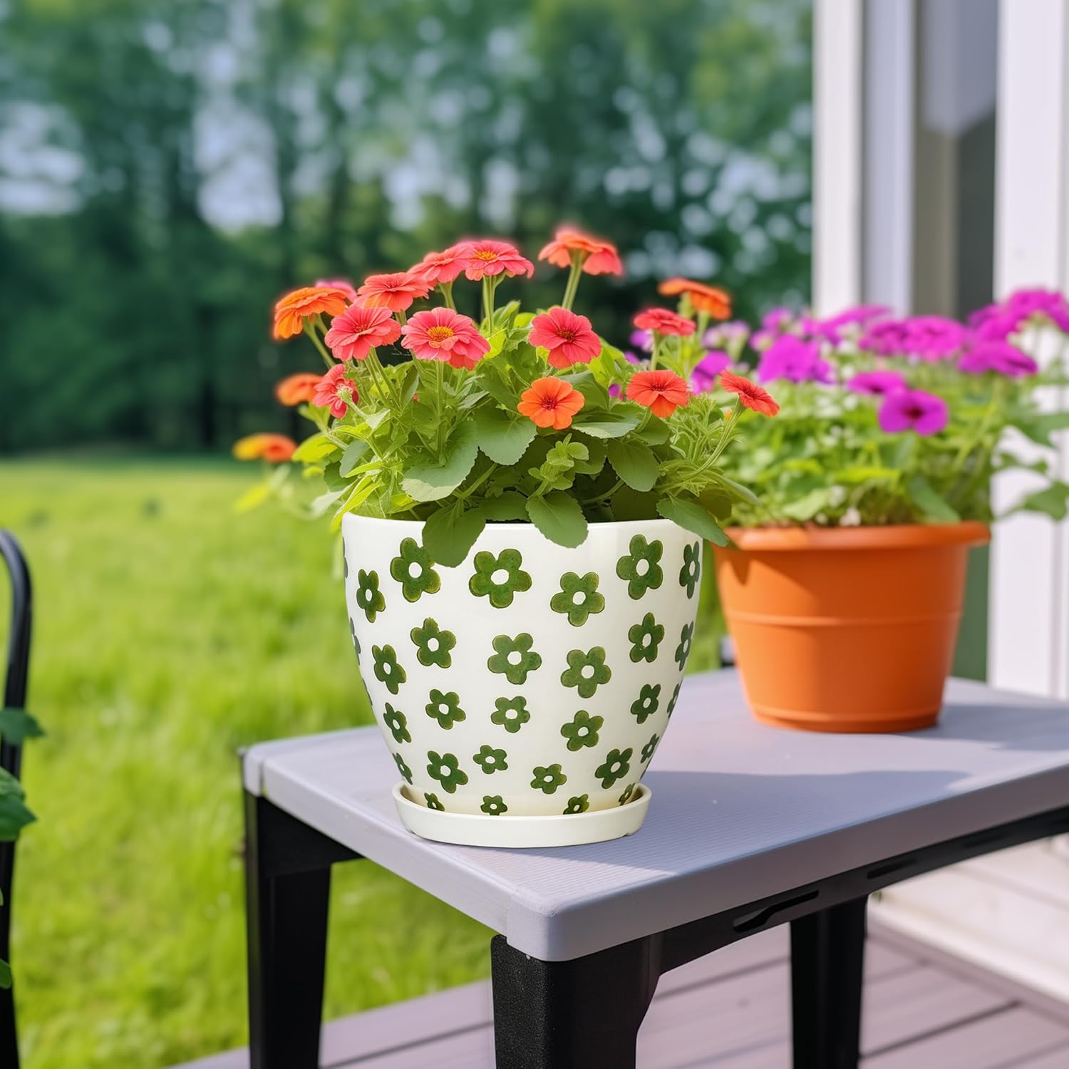 Ceramic Plant Pot - 6.8 Inch Ceramic Planter for Indoor Outdoor Plants, Boho Round Indoor Flower Pot with Drainage Hole and Saucer, Gifts for Plant Lovers, Home Garden Apartment Decor, White