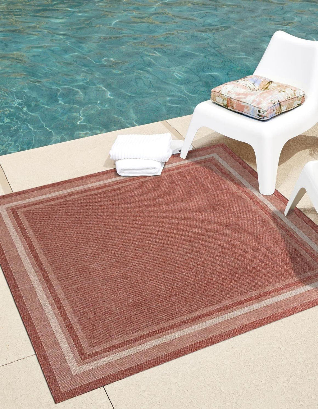Unique Loom Outdoor Border Collection Area Rug - Soft Border (13'Square, Rust Red/ Ivory)