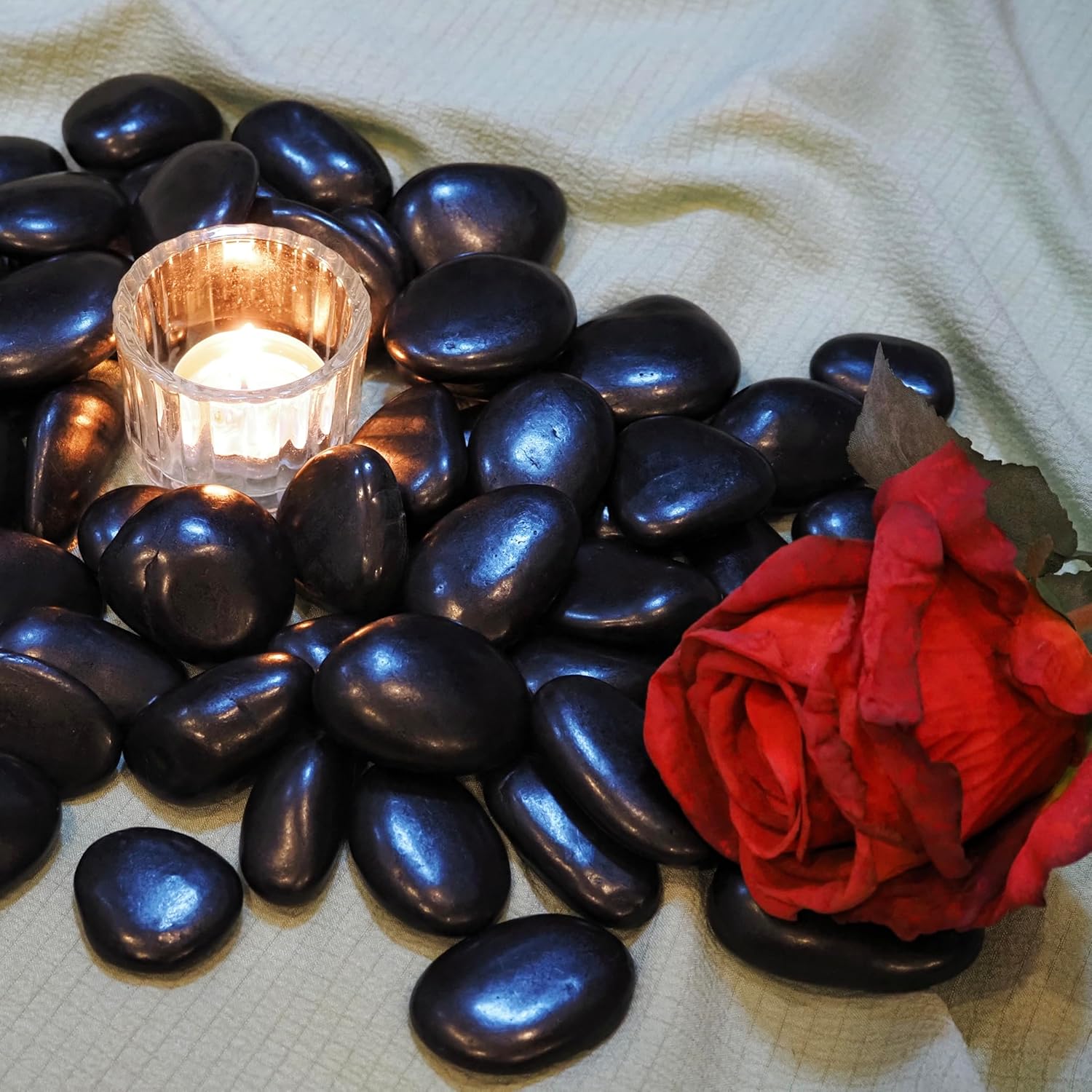 40lbs River Rocks, 1-2Inch Decorative Ornamental Natural Pebbles for Garden Couryard Landscaping Stones, Gravel Filler for Fish Tank,Vases,Home Decor,Aquariums,Animal Habitat, Black