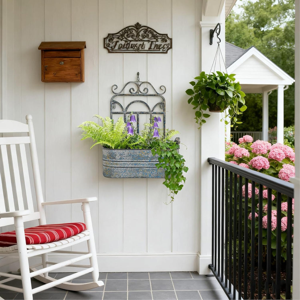 Rustic Metal Wall Planter Country Garden Wall Hanging Mount Vase Pocket Outdoor Vintage Hanging Pot Farmhouse Wall Decor for Plants Flowers (Blue)