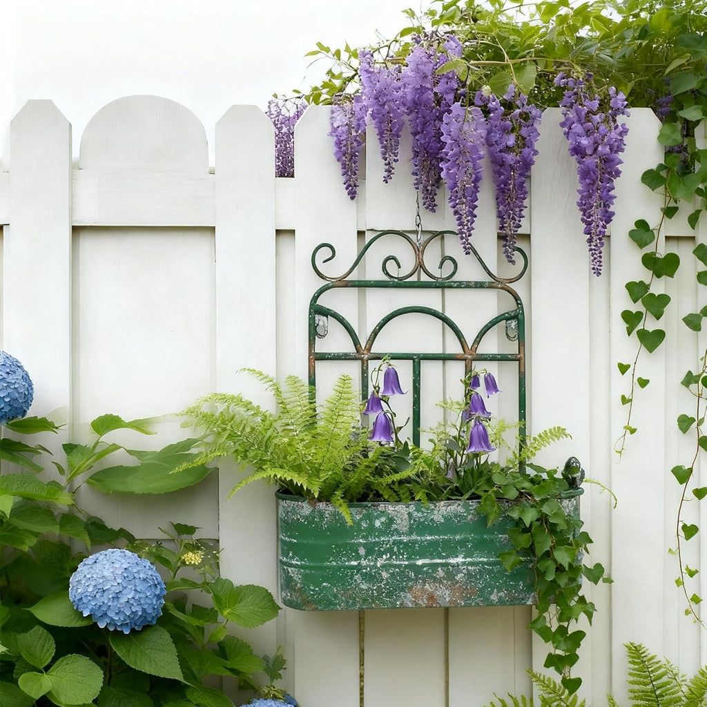 Rustic Metal Wall Planter Country Garden Wall Hanging Mount Vase Pocket Outdoor Vintage Hanging Pot Farmhouse Wall Decor for Plants Flowers (Green)