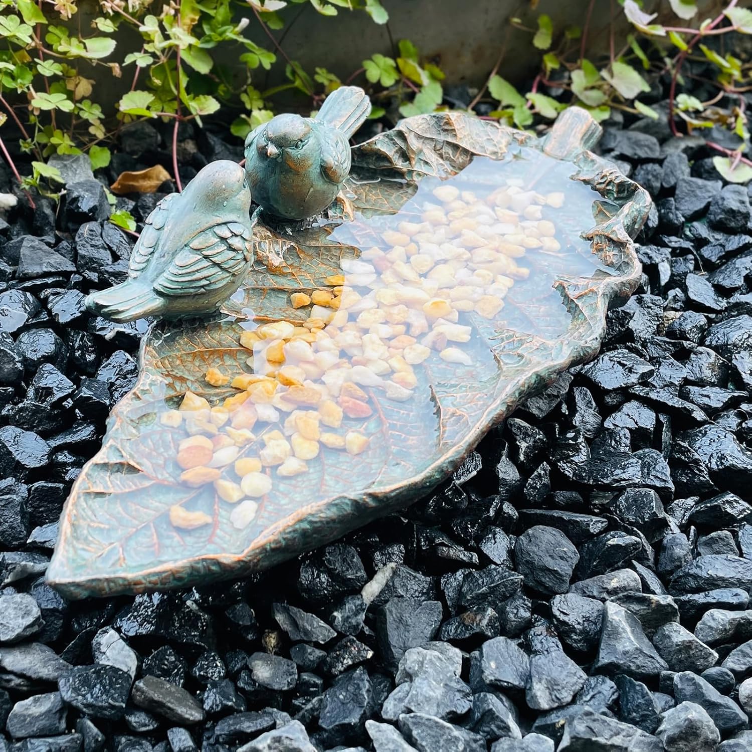 Outdoor Garden Bird Bath Sculpture, Polyresin on Leaf Bird Feeder, Garden Patio Deck Ground Gifts for The Family