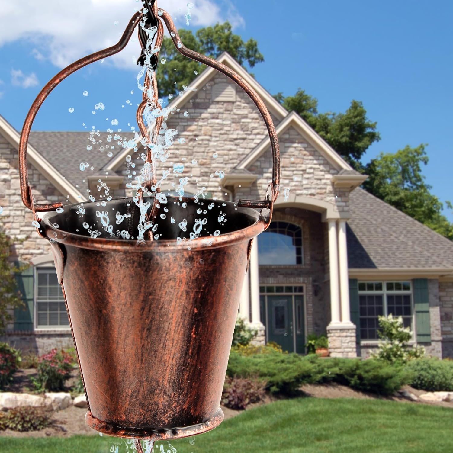 8.66 Ft Gutter Rain Chain, Metal Collector Rain Chain for Eaves Drainage, 16 Cup Small Bucket Metal Decorative Gutter Rain Chain, Outdoor Decorative Rain Chain (Brown)