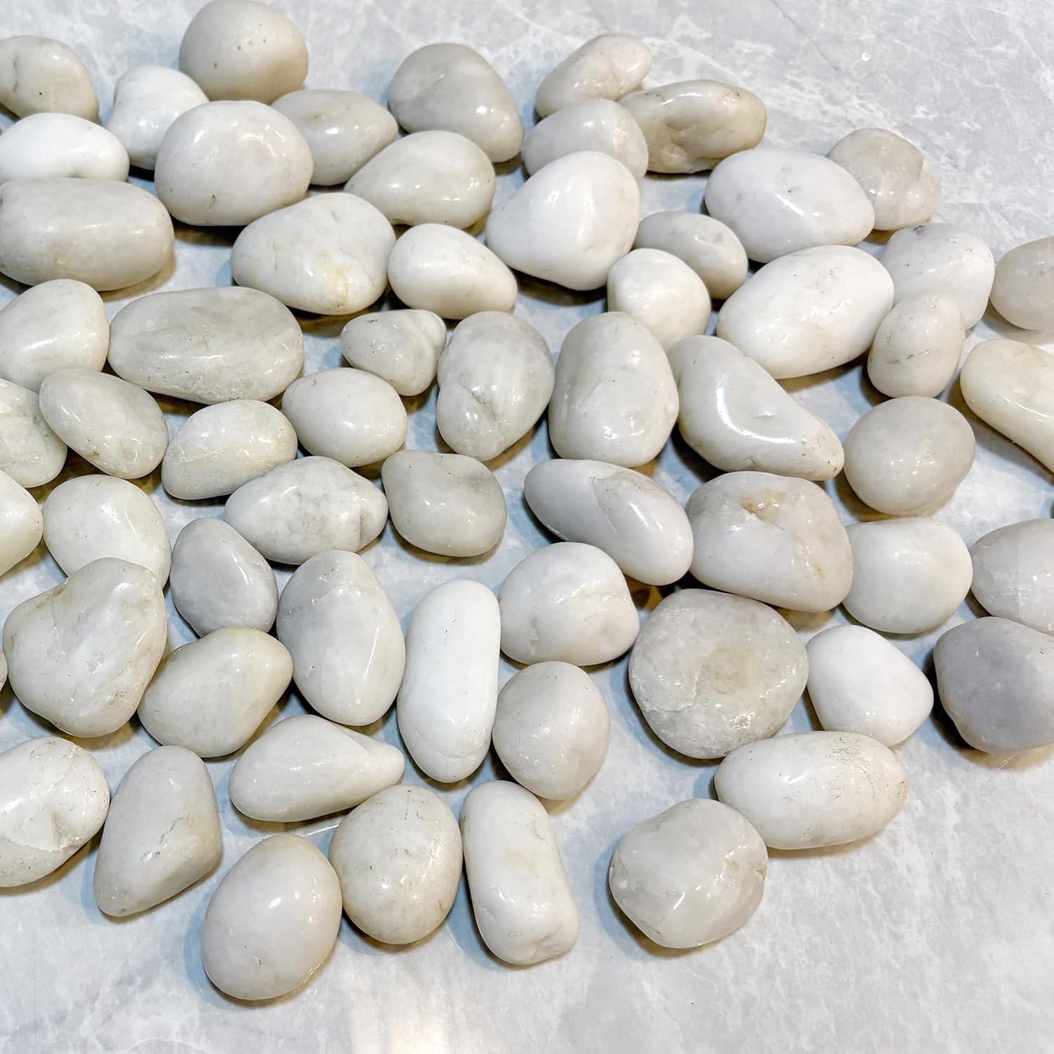 20lbs River Rocks, 1-2Inch Decorative Ornamental Natural Pebbles for Garden Couryard Landscaping Stones, Gravel Filler for Fish Tank,Vases,Home Decor,Aquariums,Animal Habitat, White