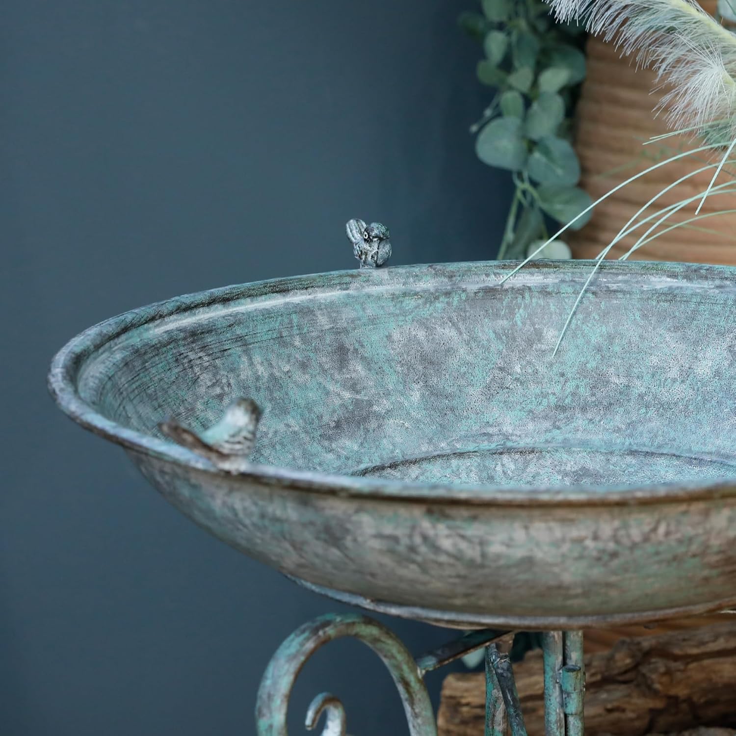 Solution4Patio 19.3" x 26.4" Vintage Metal Bird Bath for Outside - Foldable Garden Decor with Cast Iron Bird, Stable Birdbath Bowl & Feeder