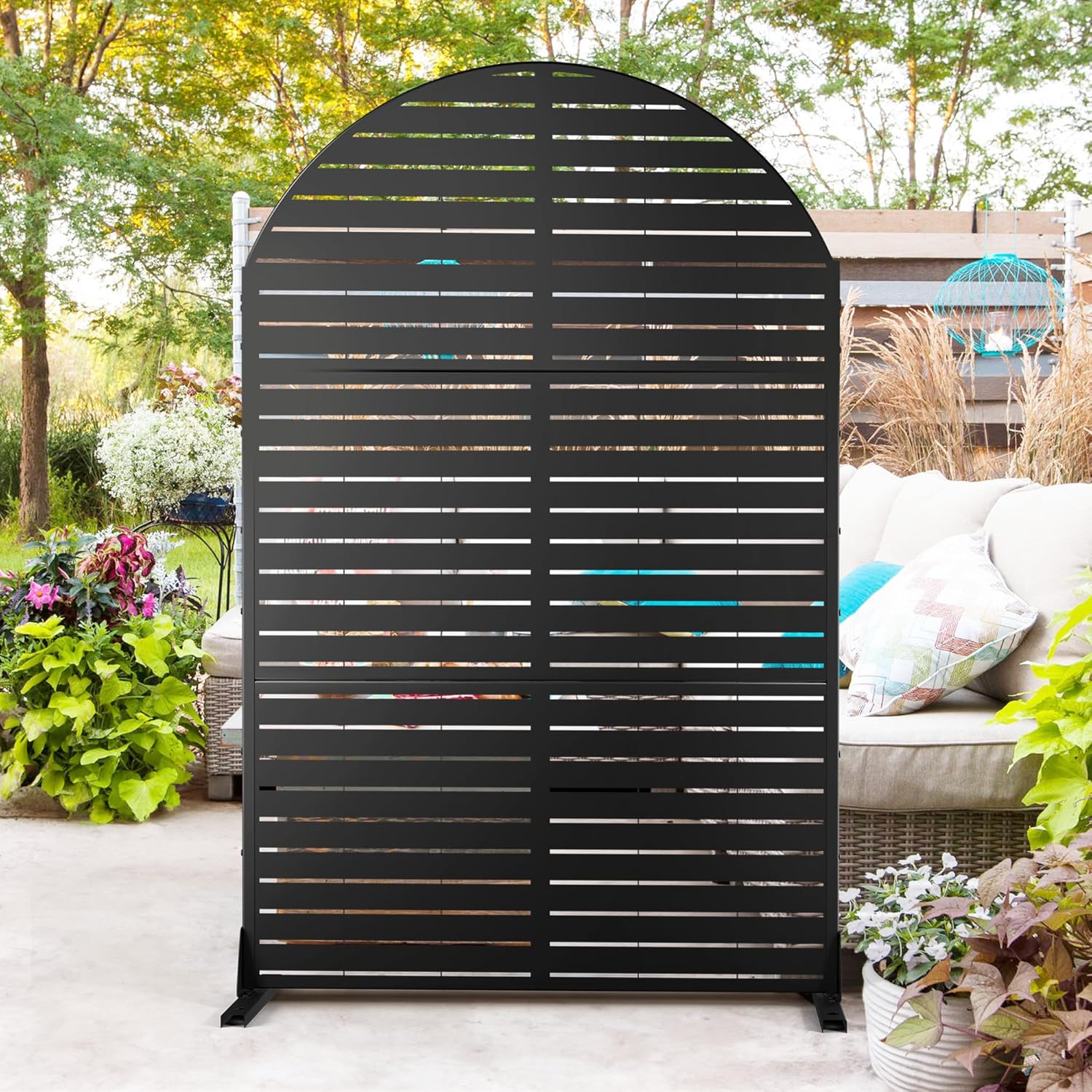 Metal Privacy Screen Outdoor 72" H×47" W,Freestanding Decorative Privacy Screen for Balcony Yard&Garden, Arched Privacy Fence-Black&Louvered