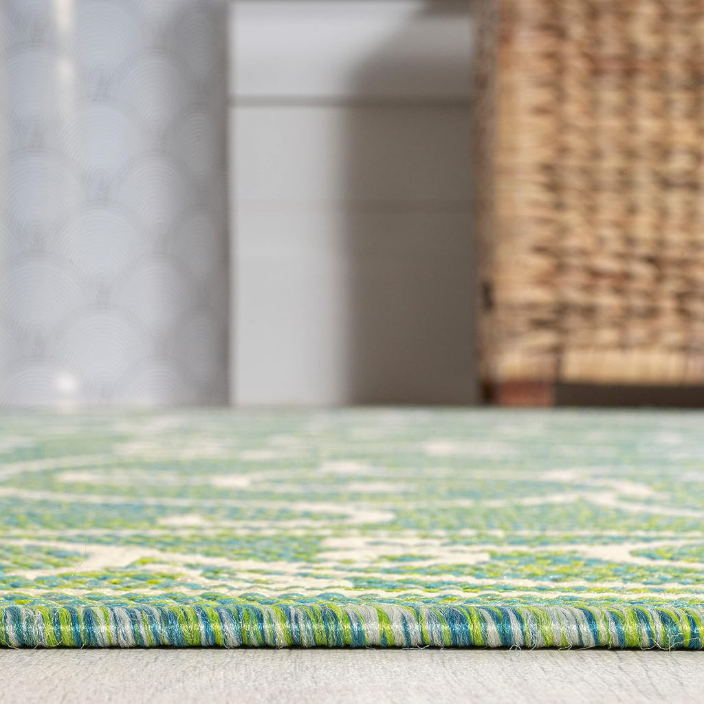 JONATHAN Y SMB106K-3 Charleston Vintage Filigree Textured Weave Indoor Outdoor Area Rug, Classic Traditional Easy-Cleaning,Bedroom,Kitchen,Backyard,Patio,Non Shedding, 3 X 5, Green/Ivory