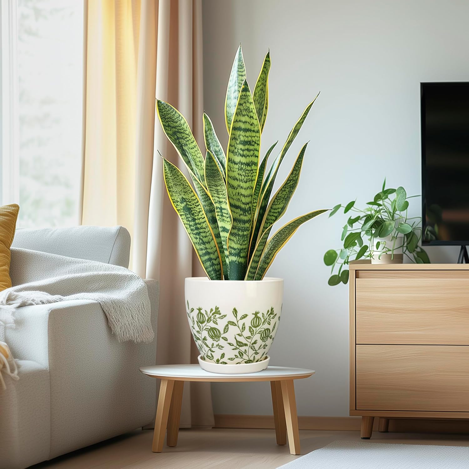 Ceramic Planter - 8.2 Inch Plant Pot for Indoor Outdoor Plants, Boho Round Ceramic Flower Pot with Drainage Hole and Saucer, Gifts for Plant Lovers, Home Garden Apartment Decor, White