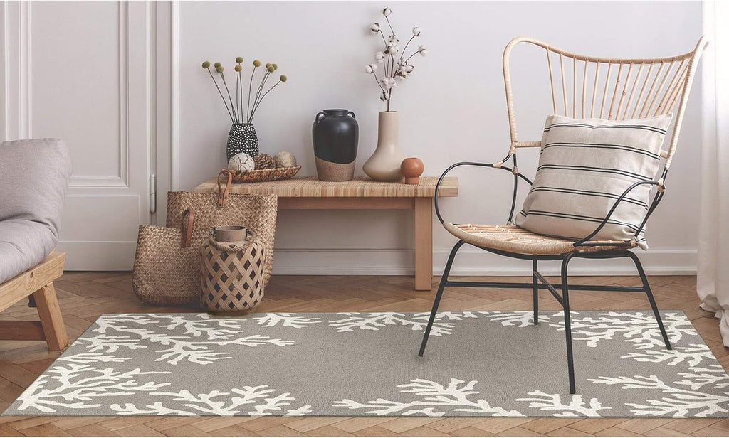 Liora Manne CAPRI Indoor/Outdoor Handmade Synthetic Blend Durable Area Rug - Traditional Border Coastal Beach Accent (Coral Border Silver) (3'6" x 5'6")