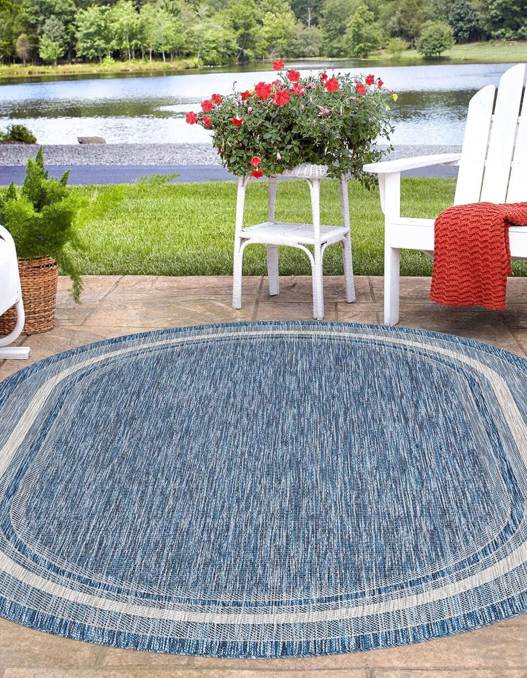 Unique Loom Outdoor Border Collection Area Rug - Soft Border (3' 3" x 5' 3" Oval, Blue/ Ivory)