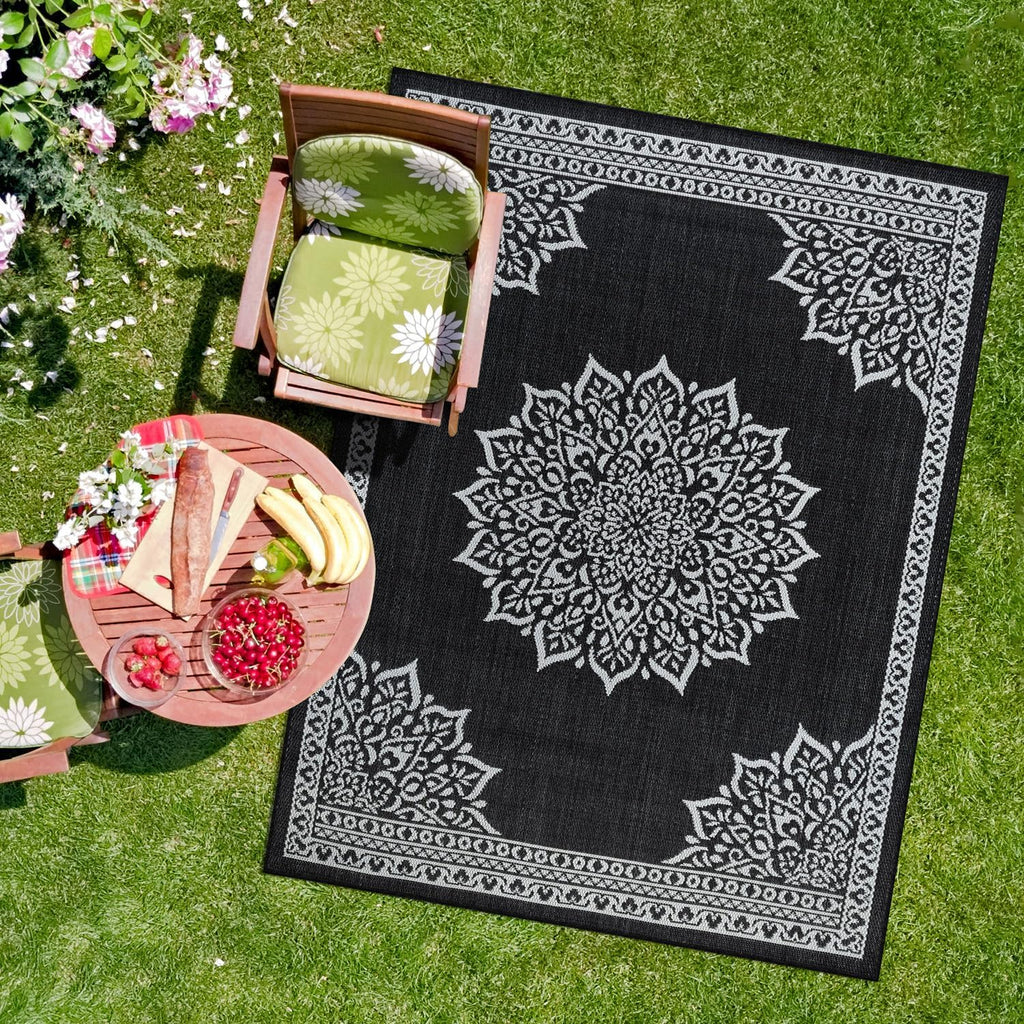 CAMILSON Outdoor Rug, 5x7 Medallion Black White Modern Area Rugs for Indoor and Outdoor Patios, Kitchen and Hallway Mats, Washable Porch Deck Outside Carpet (Medallion Black, 5 x 7)