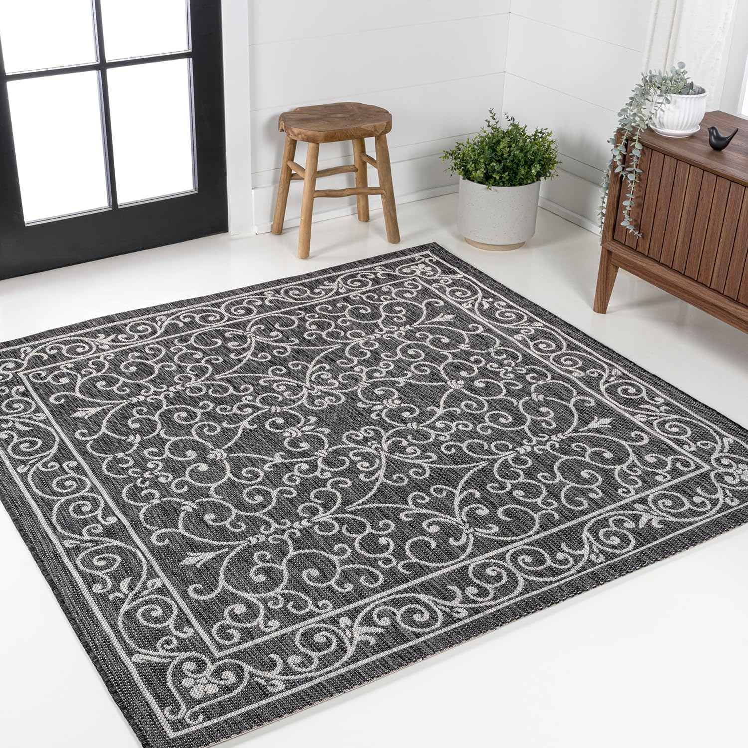 JONATHAN Y SMB106G-4SQ Charleston Vintage Filigree Textured Weave Black/Gray 4' Square Indoor/Outdoor Area Rug, Pet Friendly, Non-Shedding, Stain Resistant, Easy-Cleaning for Backyard, Patio, Porch