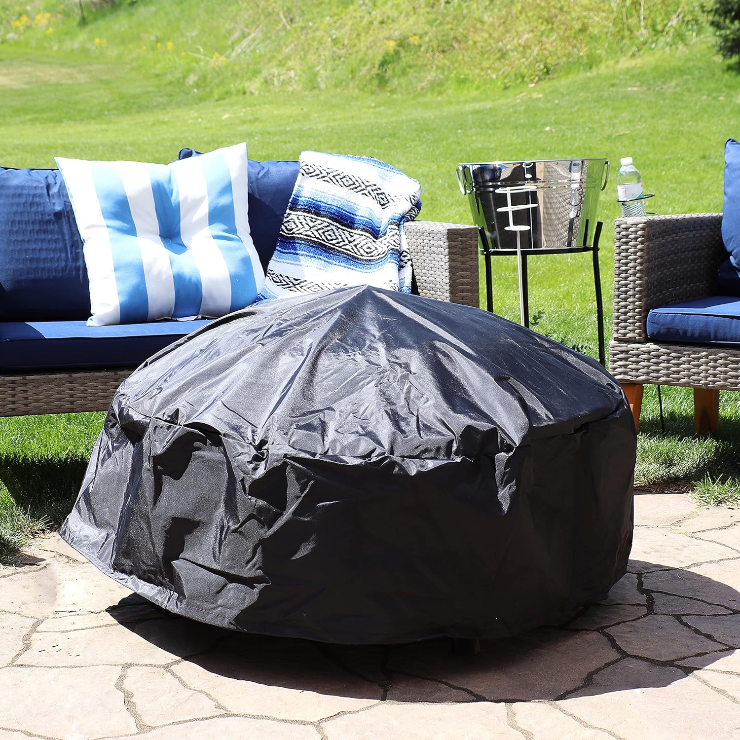 Sunnydaze Round Outdoor Fire Pit Cover - Heavy-Duty 300D Polyester and PVC with Drawstring Closure - Black - 40-Inch