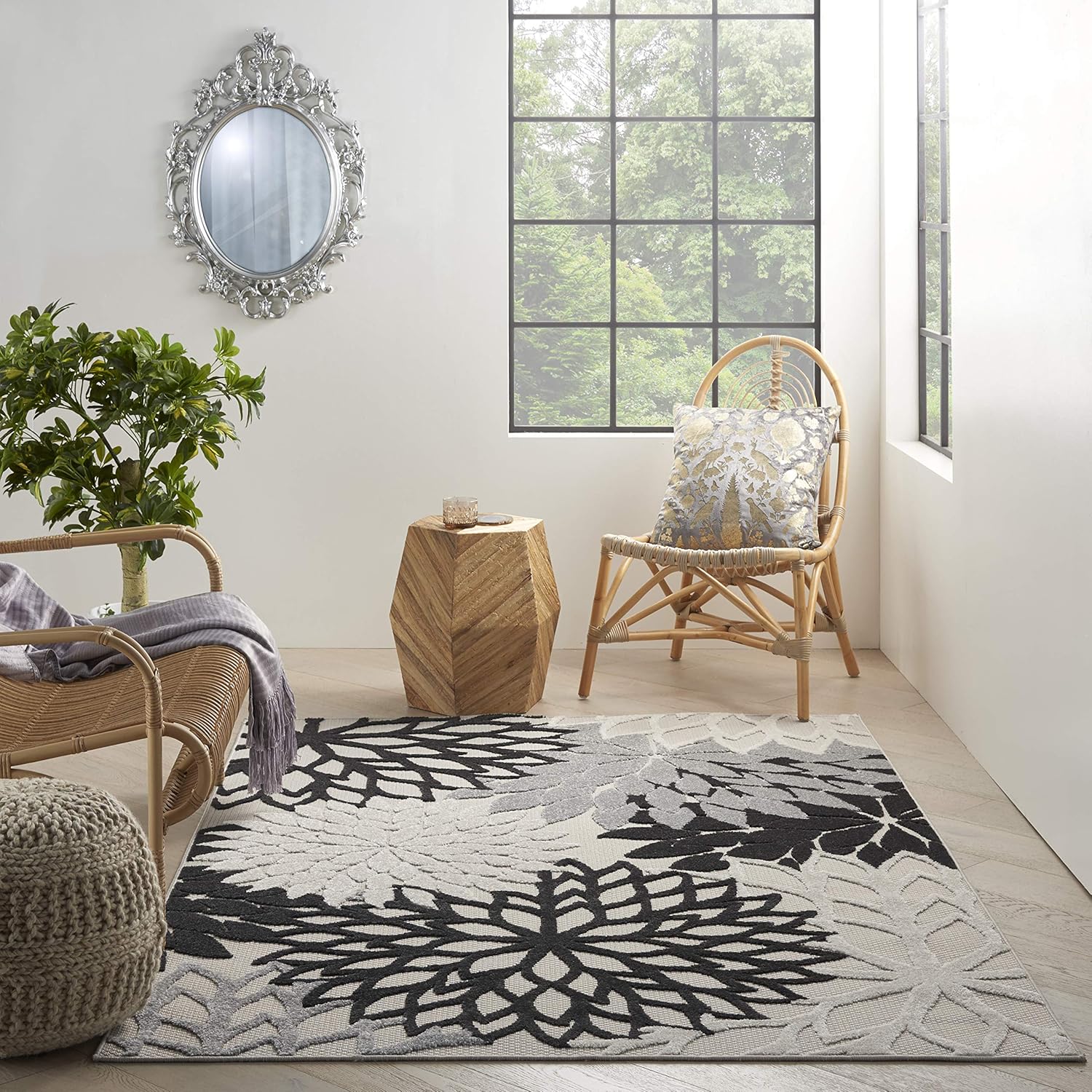 Nourison Aloha Indoor/Outdoor Black White 3'6" x 5'6" Area Rug, Tropical, Botanical, Easy Cleaning, Non Shedding, Bed Room, Living Room, Dining Room, Deck, Backyard, Patio (3x5)