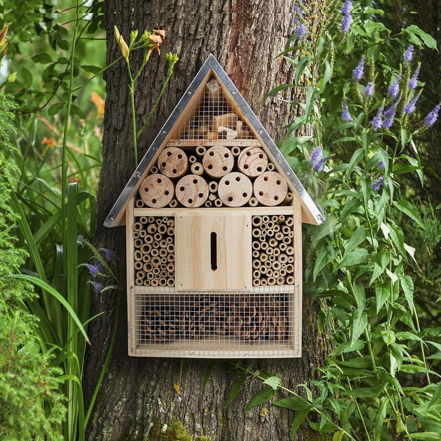 Premium Weatherproof Insect Hotel - Durable Bug House, Bee Home Box for Garden - Ideal Habitat for Bees, Ladybirds, Butterflies - Enhance Biodiversity & Eco-Balance