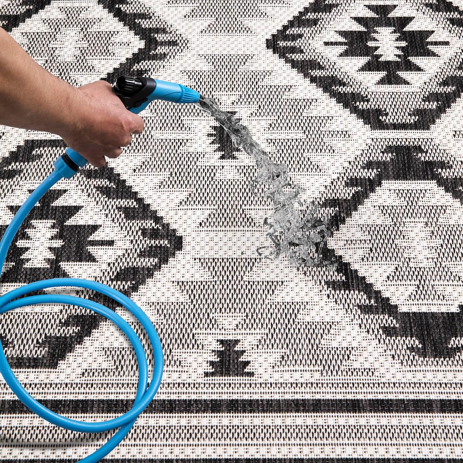 Keen Home Design Outdoor Runner Rug - 6x9 Washable Indoor/Outdoor Rug for Patio, Balcony, Kitchen, Garden, Beach, Deck and Porch. Size: 6'7" x 9'2"