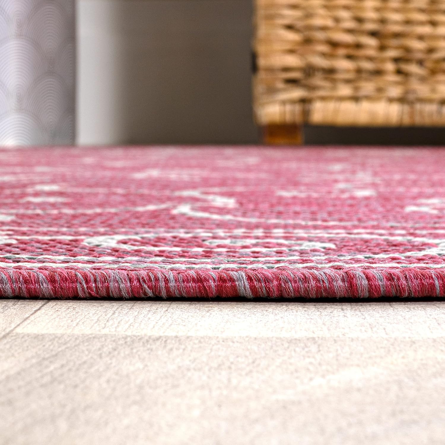 JONATHAN Y SMB106J-9 Charleston Vintage Filigree Textured Weave Indoor Outdoor Area Rug, Classic Traditional Easy-Cleaning,Bedroom,Kitchen,Backyard,Patio,Non Shedding, 9 X 12, Fuchsia/Light Gray