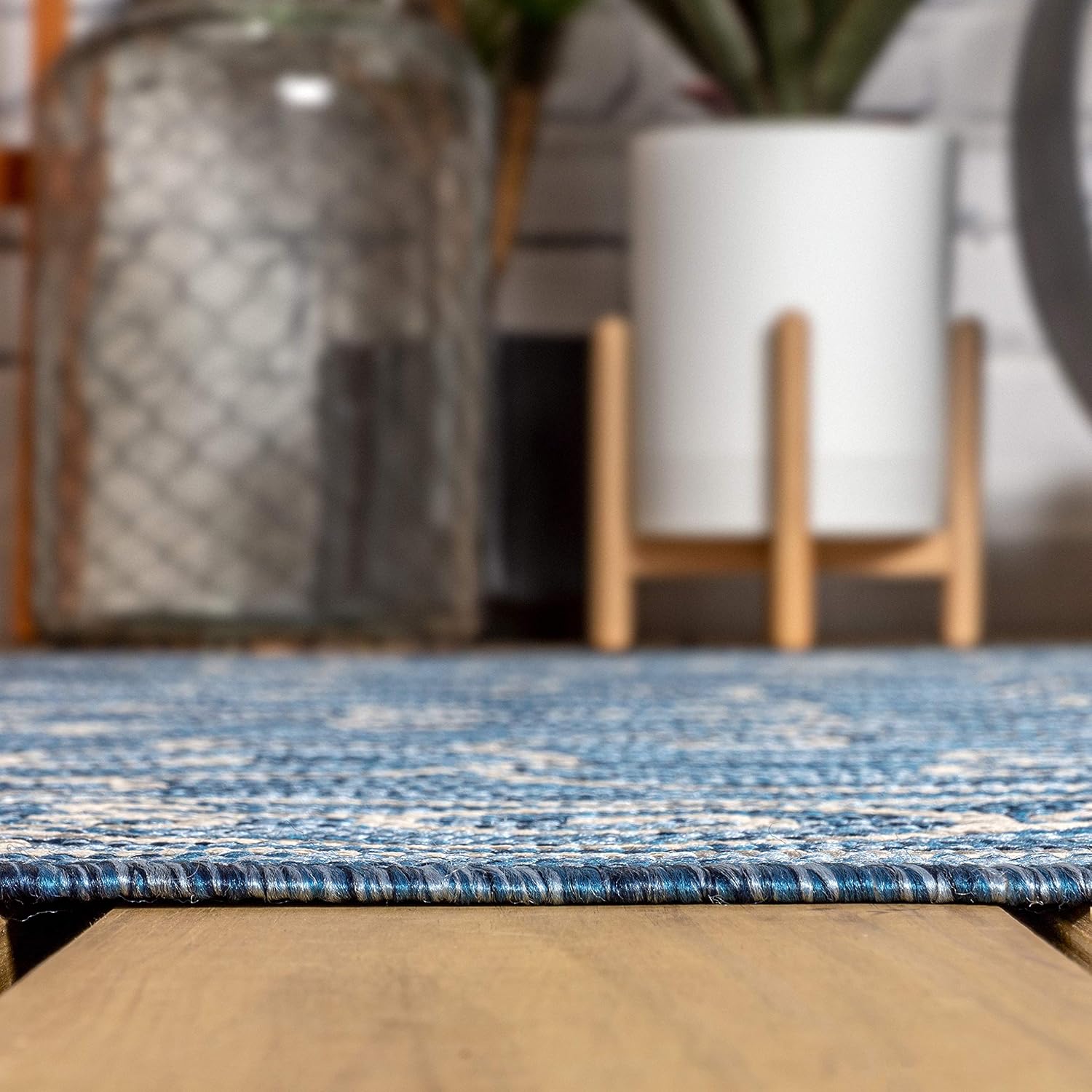 JONATHAN Y SMB106D-9R Charleston Vintage Filigree Textured Weave Navy/Gray 9' Round Indoor/Outdoor Area Rug, Pet Friendly, Non-Shedding, Stain Resistant, Easy-Cleaning for Backyard, Patio, Porch