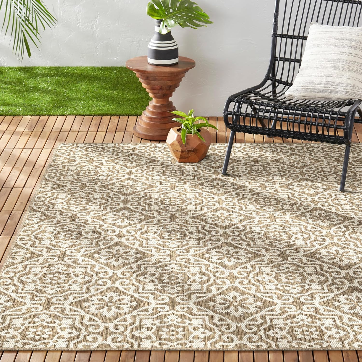 Nicole Miller New York Patio Country Julia Transitional Geometric Indoor/Outdoor Area Rug, Brown/Beige, 6'6"x9'2"