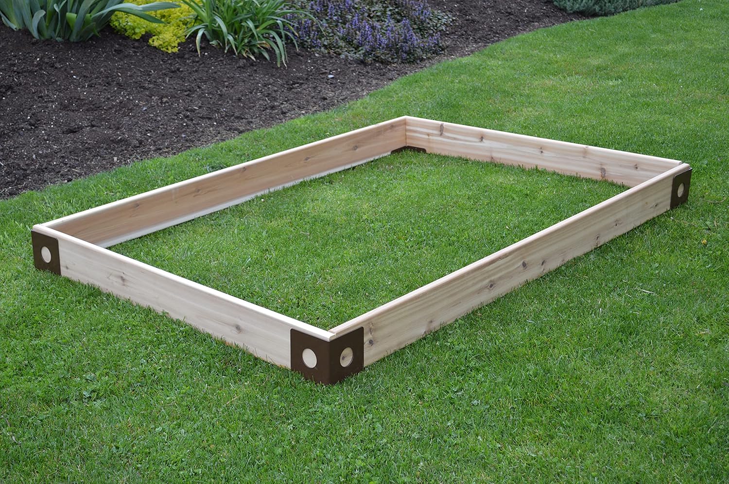 Red Cedar Wood Raised Vegetable Garden Bed - Amish Made in USA (5.5" Raised Bed with Decorative Corners, Unfinished)