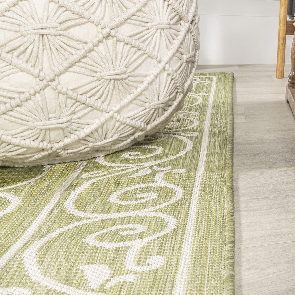JONATHAN Y SMB106H-5SQ Charleston Vintage Filigree Textured Weave Indoor Outdoor Area Rug, Coastal,Traditional,Transitional Easy Clean,Bedroom,Kitchen,Backyard,Patio, Non-Shed, Green/Cream, 5' Square