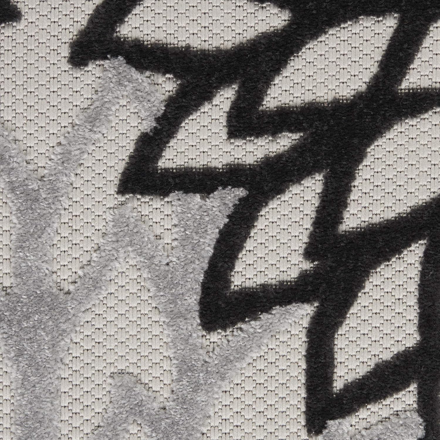 Nourison Aloha Indoor/Outdoor Black White 2'8" x 4' Area Rug, Tropical, Botanical, Easy Cleaning, Non Shedding, Bed Room, Living Room, Dining Room, Deck, Backyard, Patio (3x4)