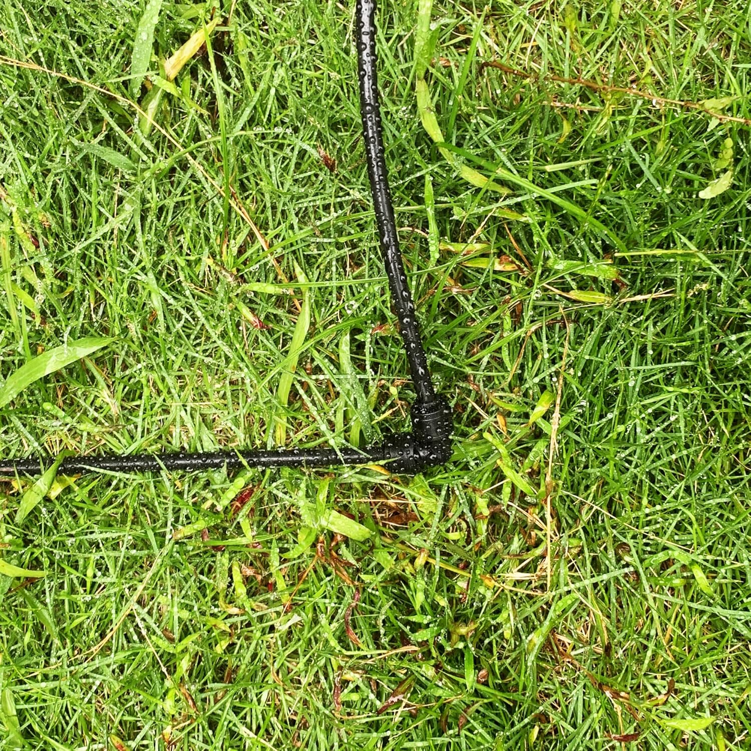 30 Pack Quick Connect 1/4" Drip Irrigation Elbow Coupling Connector,Universal 90 Degree Elbow Fitting for 1/4 Inch Irrigation Tubing,Leak Free Fittings for Sprinkler or Drip Irrigation System