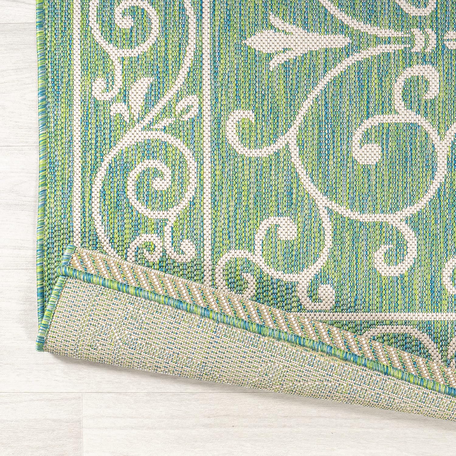 JONATHAN Y SMB106K-3 Charleston Vintage Filigree Textured Weave Indoor Outdoor Area Rug, Classic Traditional Easy-Cleaning,Bedroom,Kitchen,Backyard,Patio,Non Shedding, 3 X 5, Green/Ivory