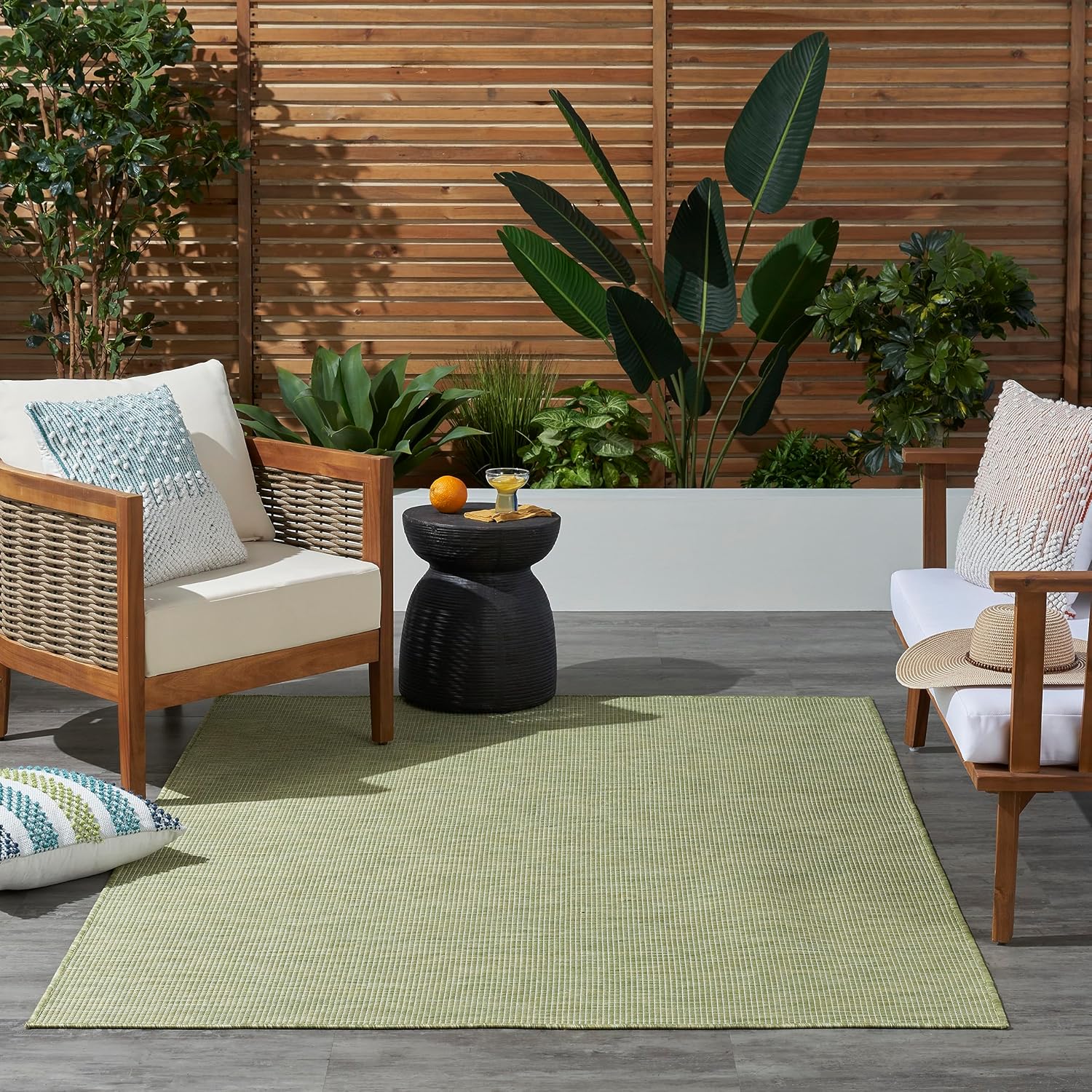 Nourison Home Positano Indoor/Outdoor Green 4' x 6' Area Rug, Easy Cleaning, Non Shedding, Bed Room, Living Room, Dining Room, Backyard, Deck, Patio (4x6)