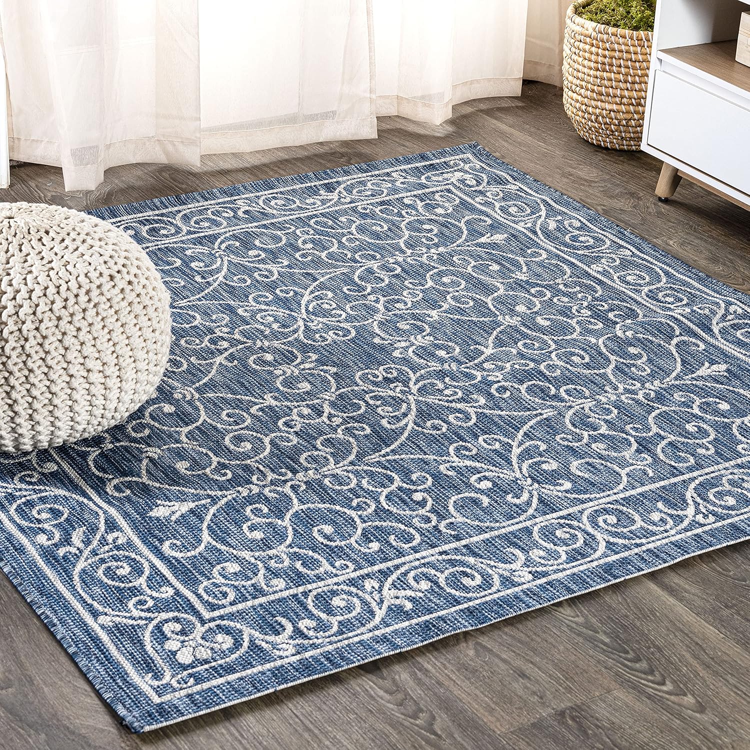 JONATHAN Y SMB106D-5SQ Charleston Vintage Filigree Textured Weave Indoor Outdoor Area Rug Classic Coastal Easy Cleaning Bedroom Kitchen Backyard Patio Non Shedding, 5' Square, Navy/Gray