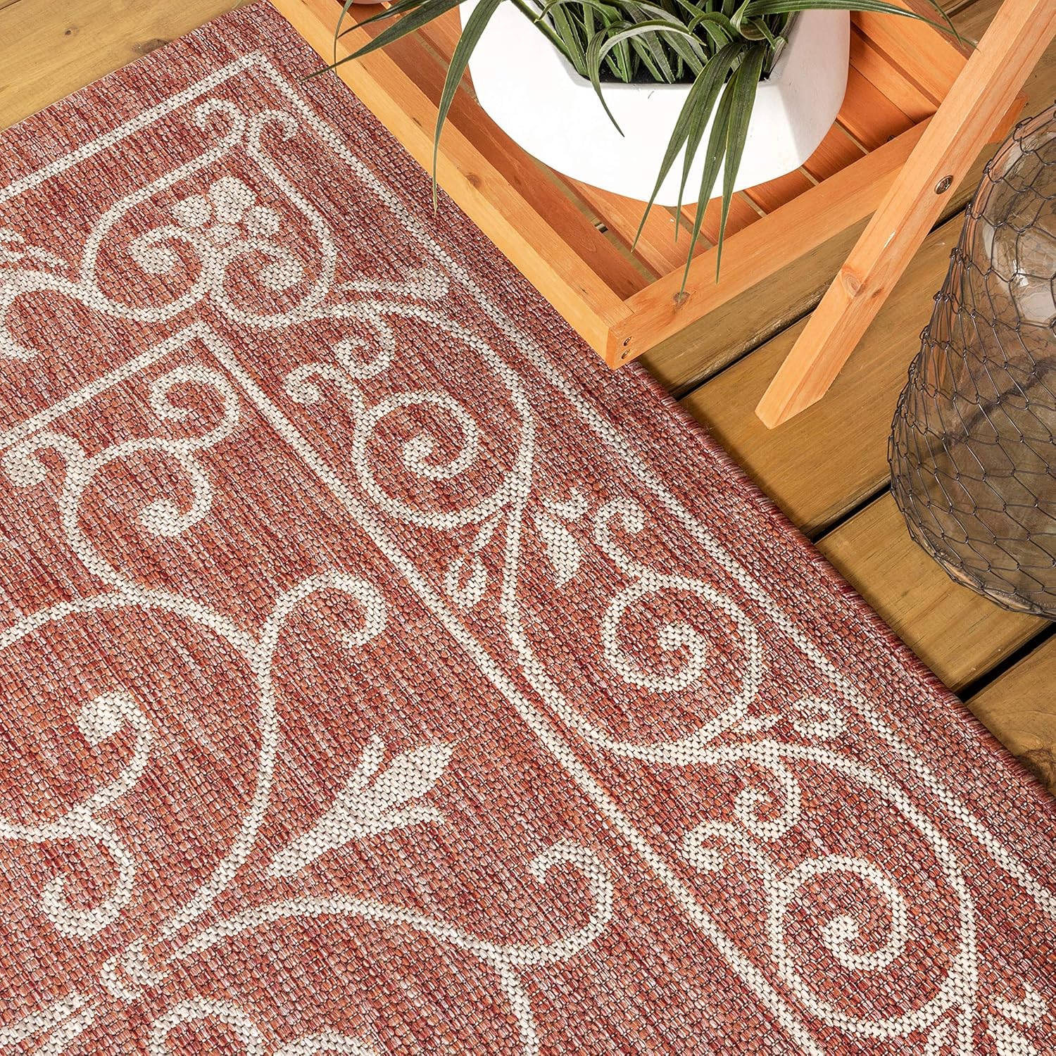JONATHAN Y SMB106B-210 Charleston Vintage Filigree Textured Weave Indoor Outdoor Runner Rug Classic Coastal Easy-Cleaning Bedroom Kitchen Backyard Patio Non Shedding, 2 X 10, Red/Beige
